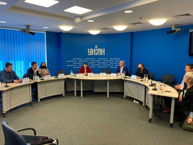 Конференція в УНІАН